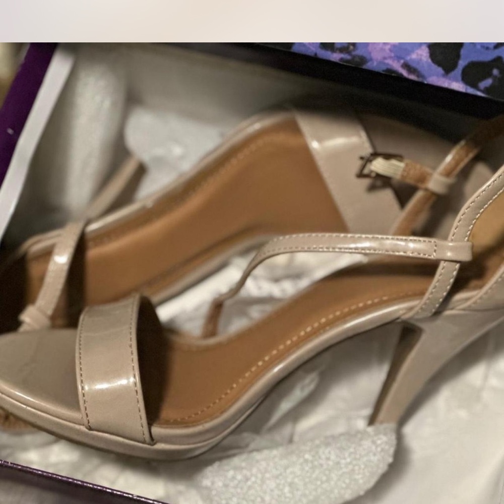 Women's Nude Heels